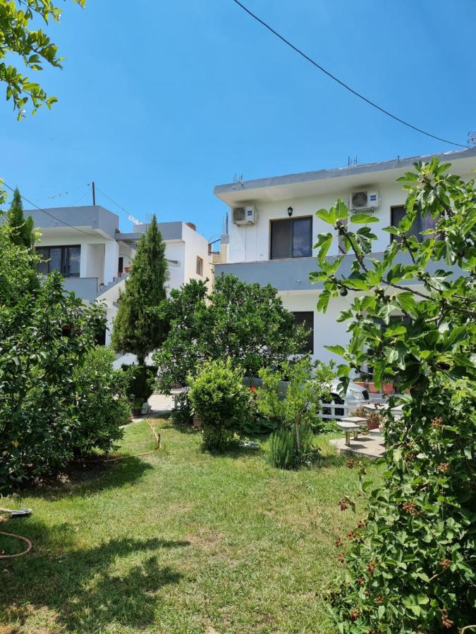 Guest House Vila Elezi Durrës Kültér fotó
