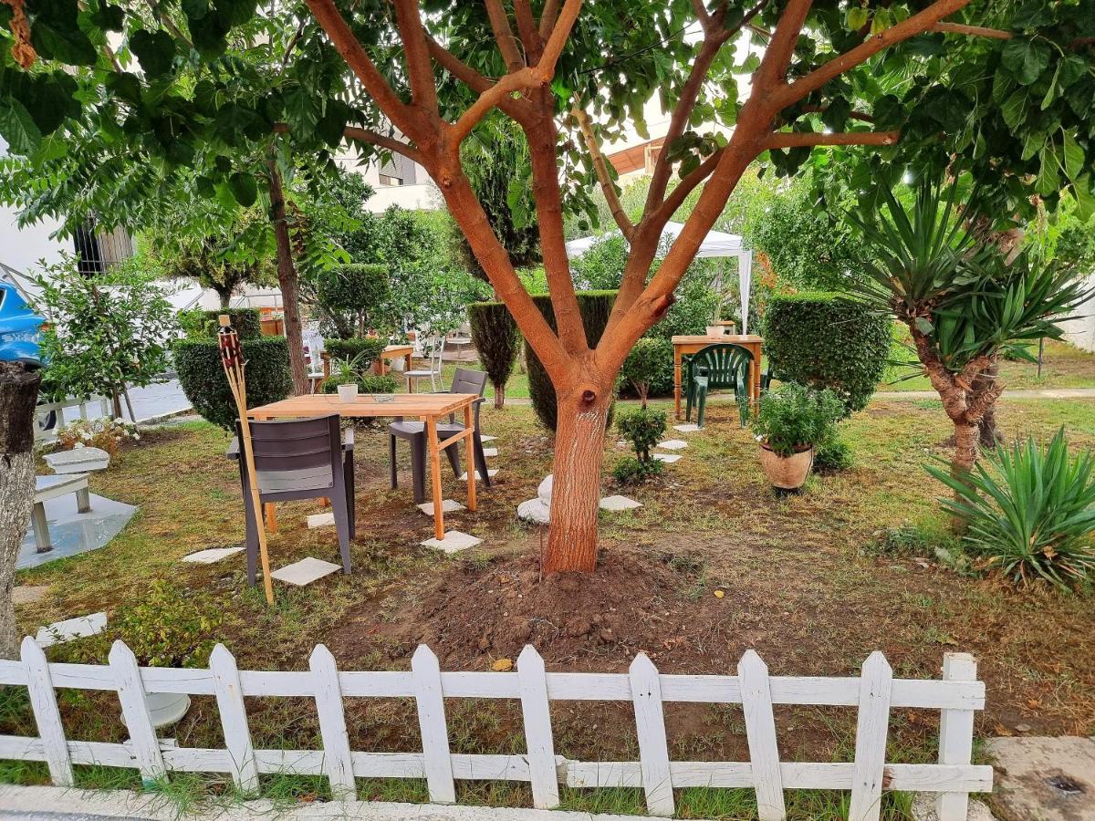 Guest House Vila Elezi Durrës Kültér fotó